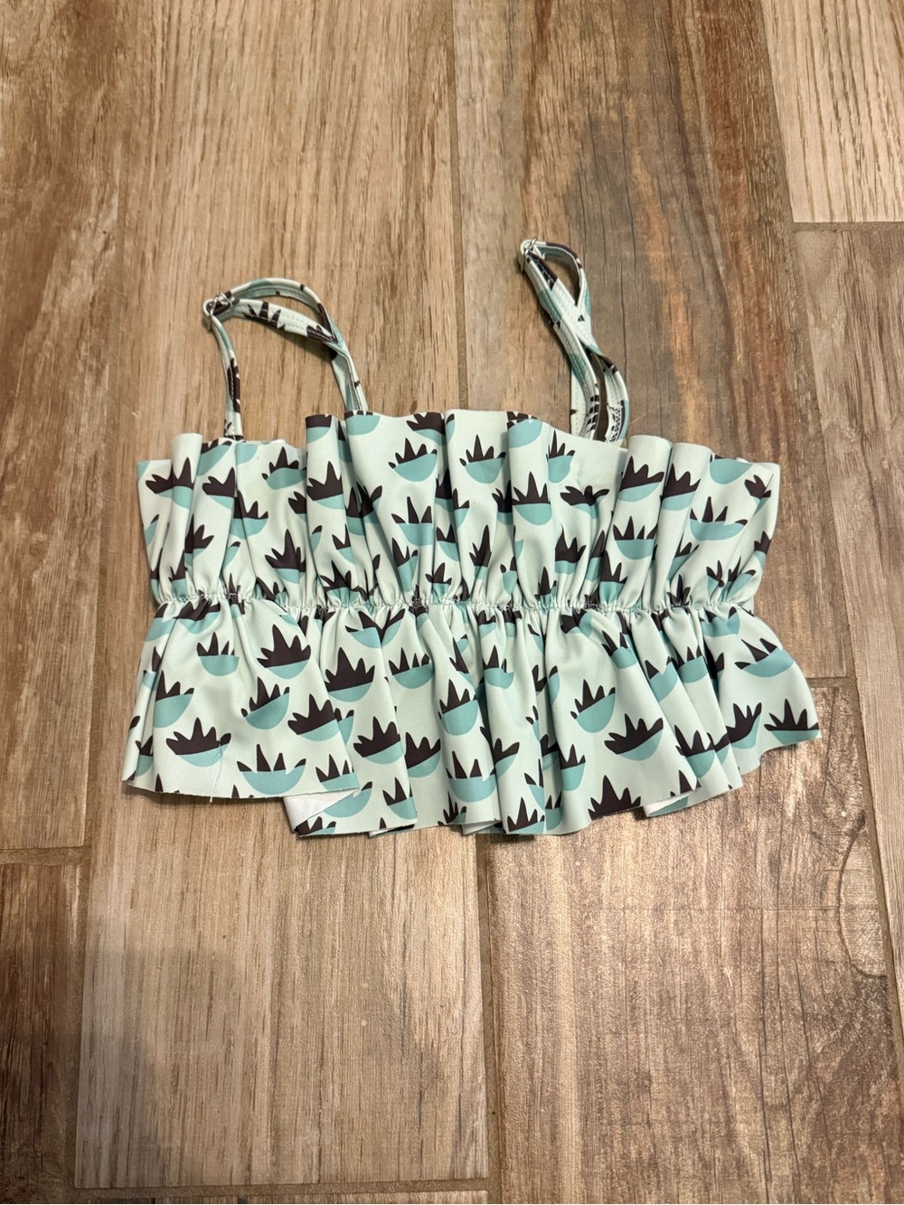 Kornti Jeane Mint Bowls Mini Oversized Ruffle Top